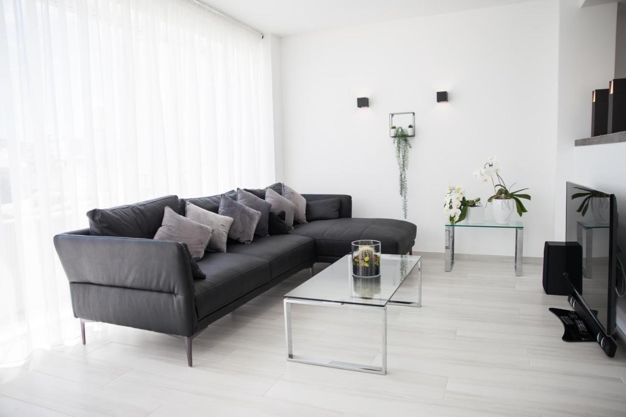 Spacious 200 Sq.m. Penthouse With Sea View Terraces Appartement Torremolinos