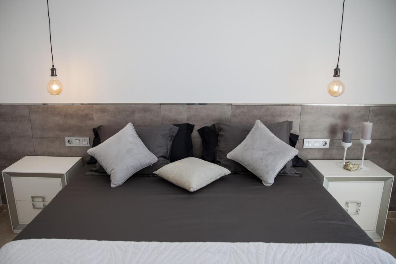 Spacious 200 Sq.m. Penthouse With Sea View Terraces Apartment